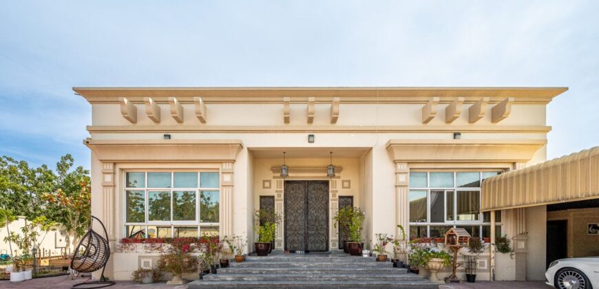 VILLA